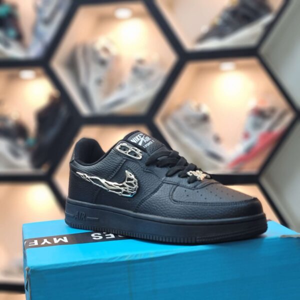 Nike Low Black - Image 3
