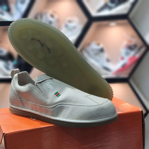 Gray Lofer - Image 2