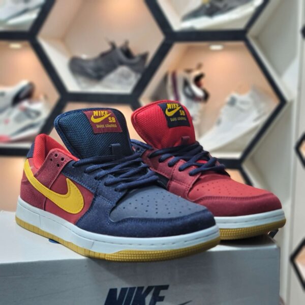 SB Dunk Low