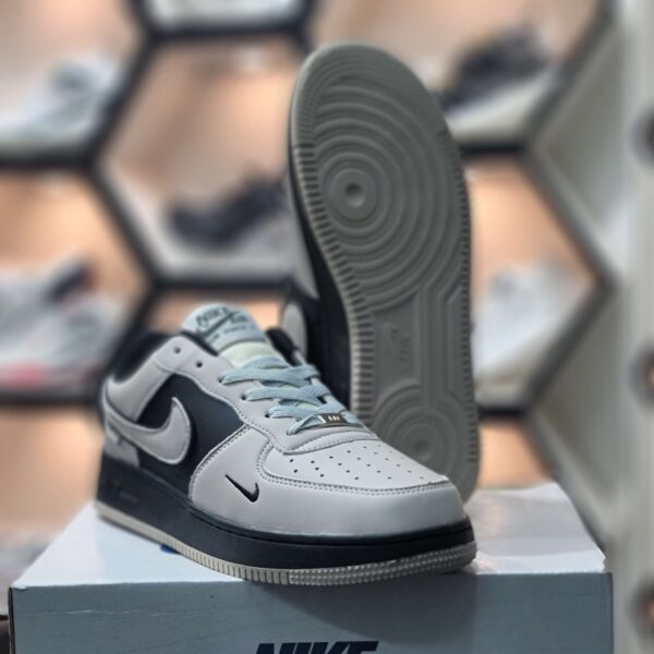 Smoky Gray 2