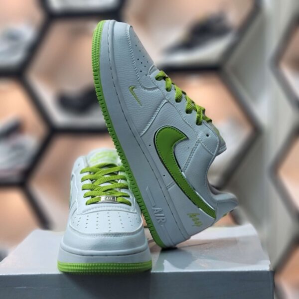 lite Lemon nike shoes - Image 3