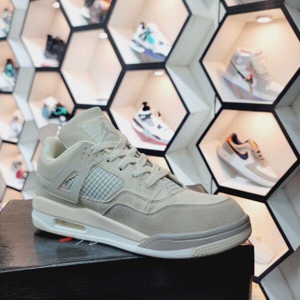 jordan 4 Off Whit old - Image 3